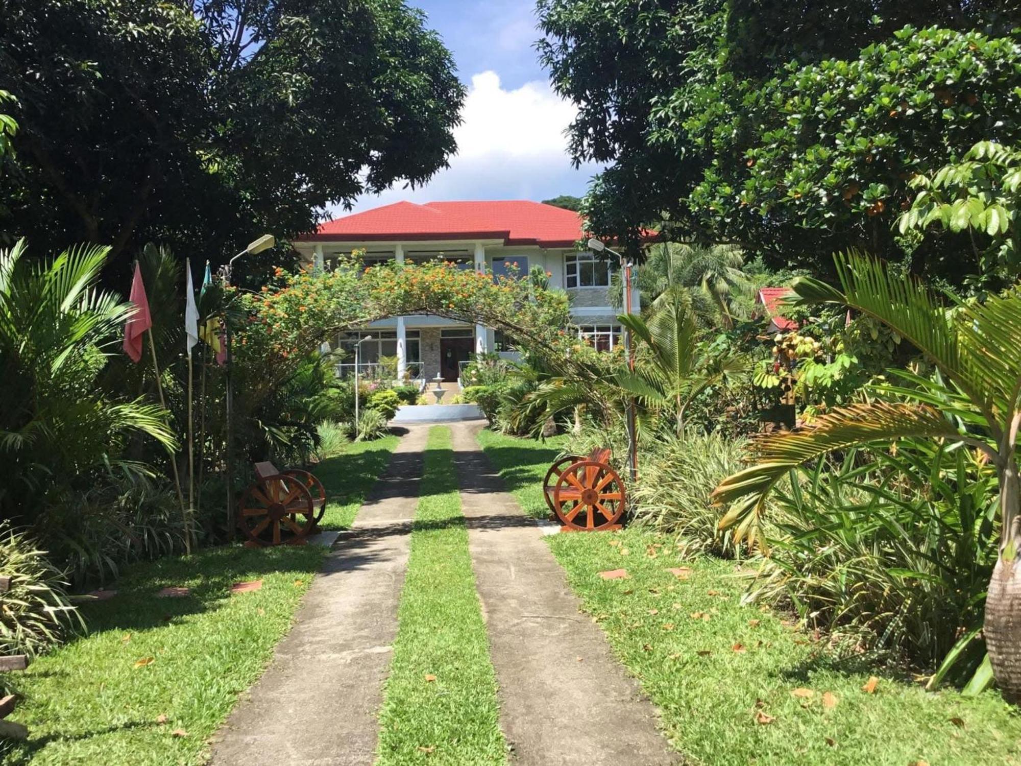 Camiguin Lanzones Resort Mambajao Exterior foto