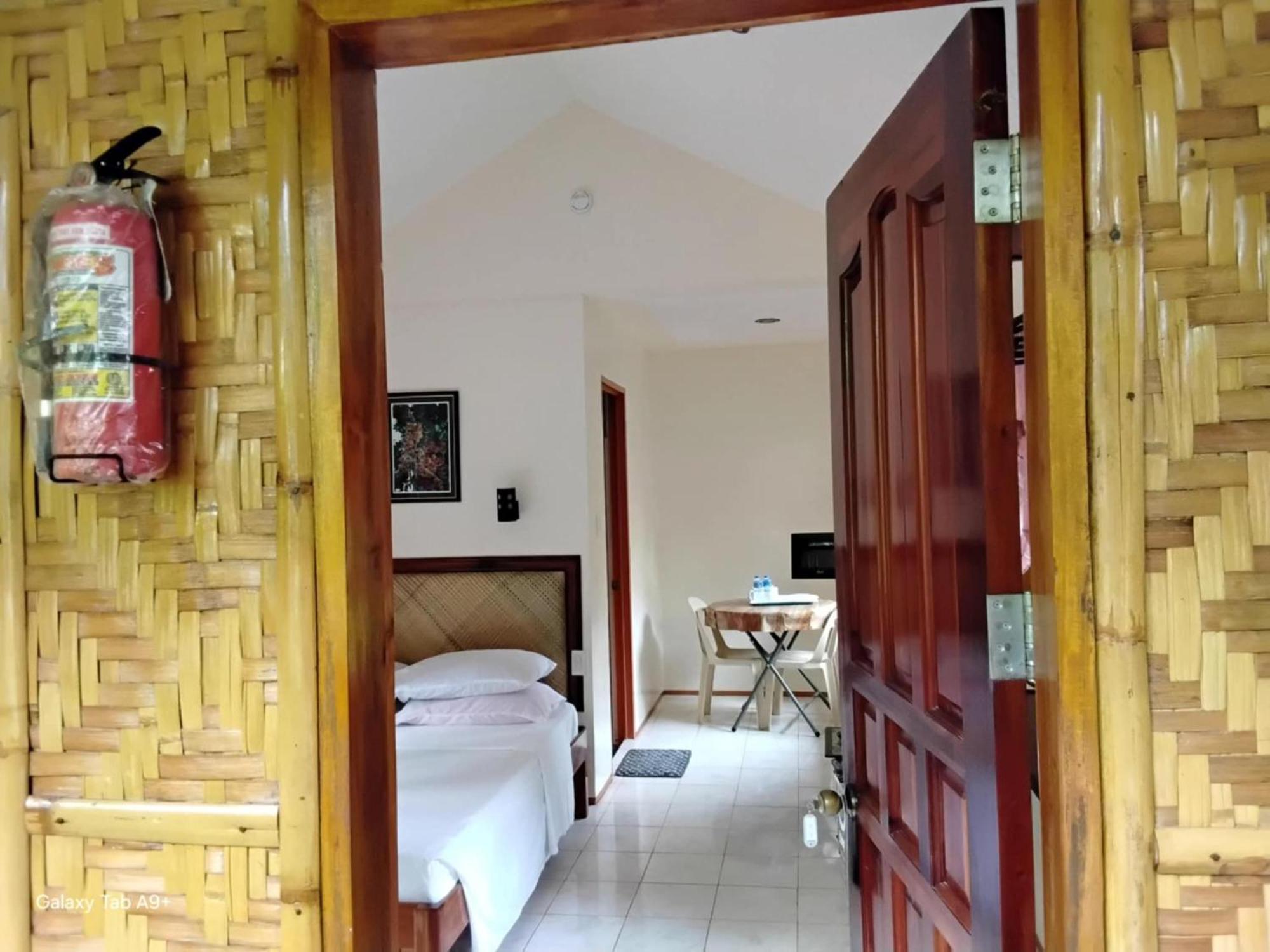 Camiguin Lanzones Resort Mambajao Cameră foto